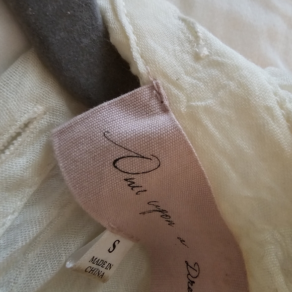 RUFFLED BLOUSE SUNDANCE CATOLOG EXCELLENT CONDITION - Picture 8 of 8